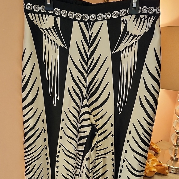 Rachel Zoe Elegant Silky Pants - Picture 2 of 6